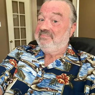Tom P.