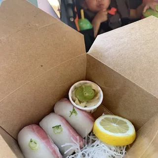 Hamachi Nigiri