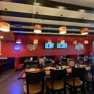 sushi and sashimi, interior