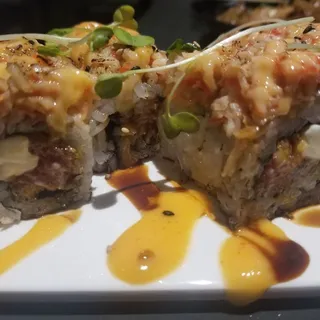 Spicy Tuna Deluxe Roll