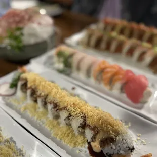 Crunch Roll, Rainbow Roll