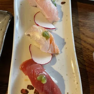 PREMIUM TRIO SUSHI