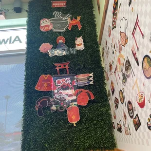 a picture of a wall covered in fake grass