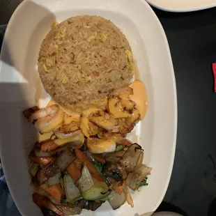 Habachi shrimp with yum yum sauce