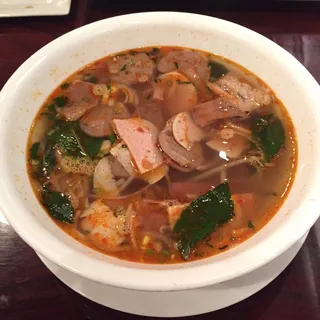 Bun Bo Hue Soup Noodle