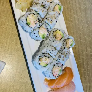 Two Crunchy Roll + 2 pieces of Nigiri
