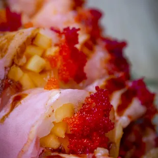 One of my fav rolls! Sweet Mango!