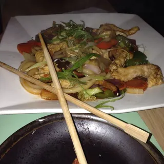 2. Spicy Chicken Yaki Noodle