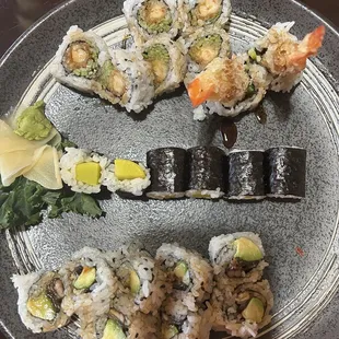 3 roll lunch, oshinko, eel, shrimp tempura