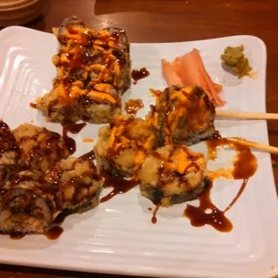Spider roll, dynamite roll and spicy crunchy roll