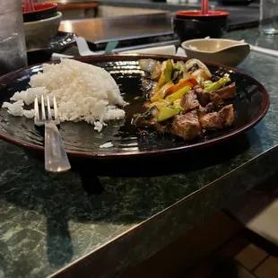 White rice well do e Steak Hibachi