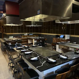 Teppanyaki tables
