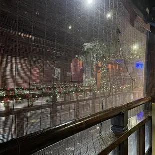 the outside of the restaurant