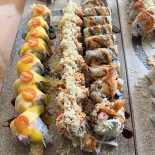 Mango Tango, Crazy Kani, Godzilla Rolls