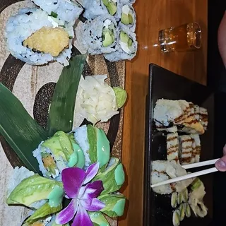 Vegetable Deluxe Roll
