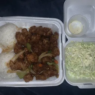 general tso chicken with side salad &amp; sesame dressing