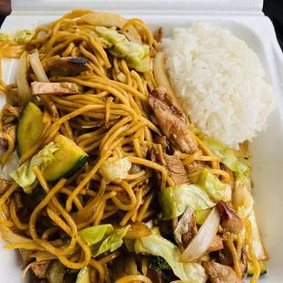 Chicken Yakisoba