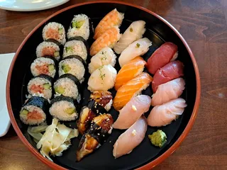 Sushi Nakata Express