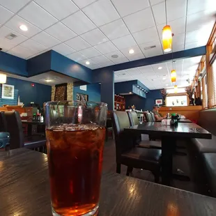 Nothing like ice tea in the foreground...