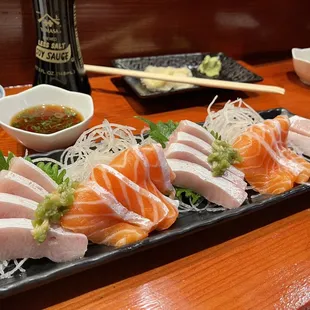 Sashimi: salmon belly and yellowtail belly