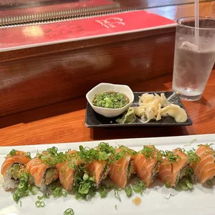 It's been a second since I've been here and Steve always remember my fav roll ... the Cindy Roll!!! Love this place!