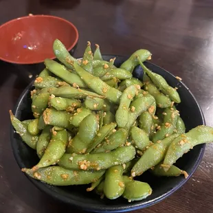 Spicy Garlic Edamame