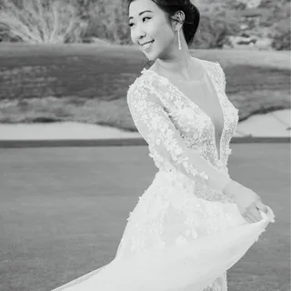Ujin H.