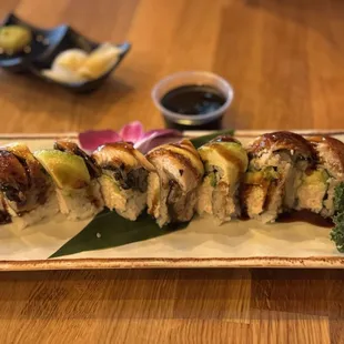 Caterpillar roll