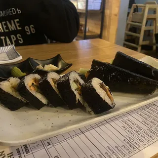 5 Piece Salmon Skin Roll