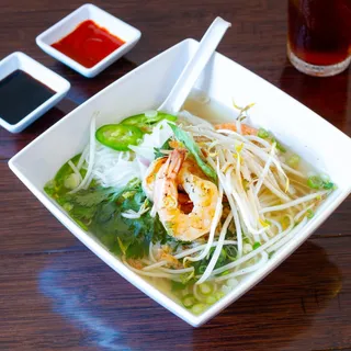 Vietnamese Pho Noodle Soup
