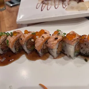 Spicy Salmon Roll