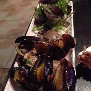 Sauteed Clams and Mussels