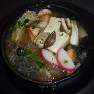 Seafood Yosenabe