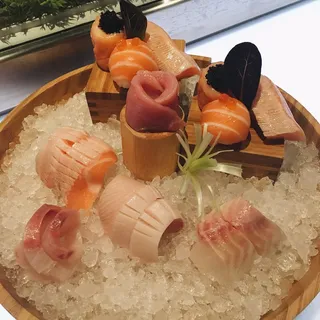 Omakase Sashimi 10 pcs