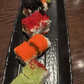 8 Piece Rainbow Tobiko Roll