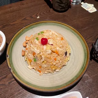 Hawaiian Pineapple Fried Rice