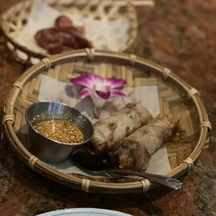 Lao Egg Roll (4 pcs)