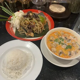 Tom Kha