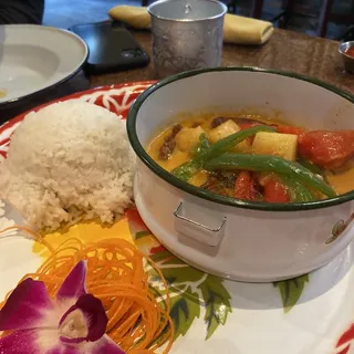Crispy Duck Curry