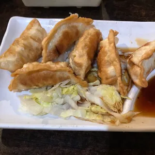 Gyoza (6 Pcs.)
