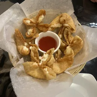 Best rangoons I&apos;ve ever had, sauce is great too