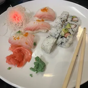 California roll with whitefish Nagari