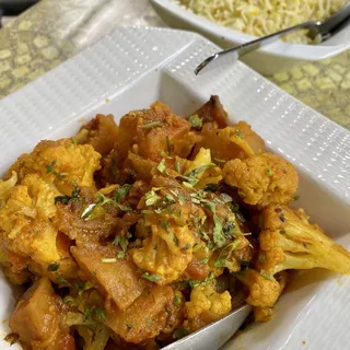 Adraki Aloo Gobhi