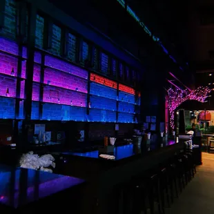 The bar and seating area to Saku Ramen.