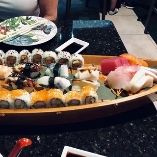 10. Chef's Special Boat for 2 pp