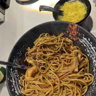 Chicken and shrimp chow mein