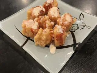 E Sushi Japanese Grill & Sushi Bar