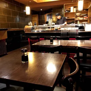 sushi and sashimi, interior