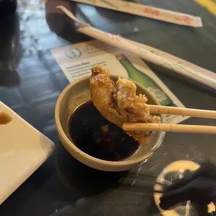 Took the soft shell crab out of the end pieces of the Spider Tempura Maki.. SO good.