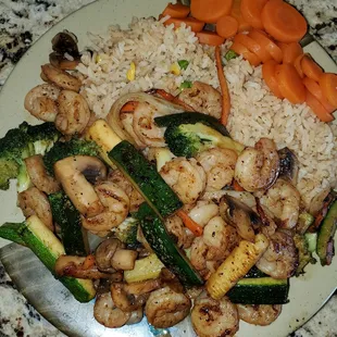 Hibachi shrimp &amp; vegetables